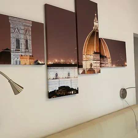 Konukevi Le Tre Lune Floransa