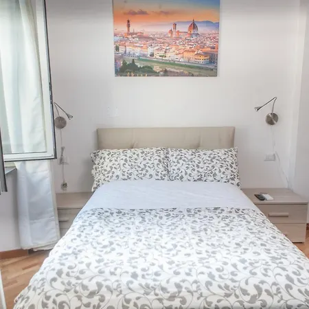 Le Tre Lune Pensión 4*
